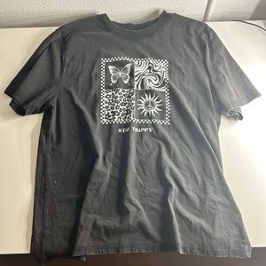 Stay Trippy Graphic T-Shirt